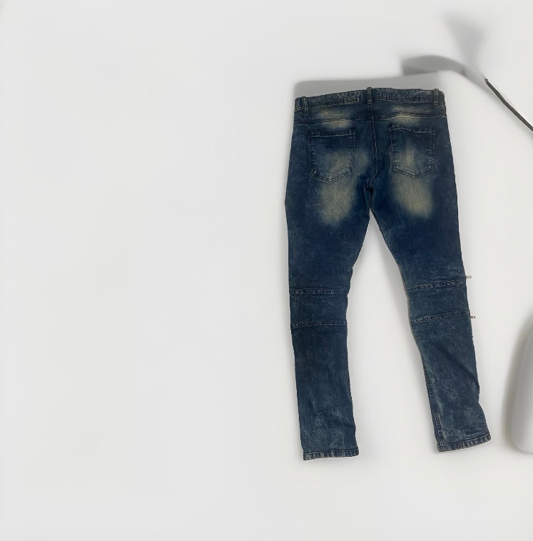 KDNK jeans