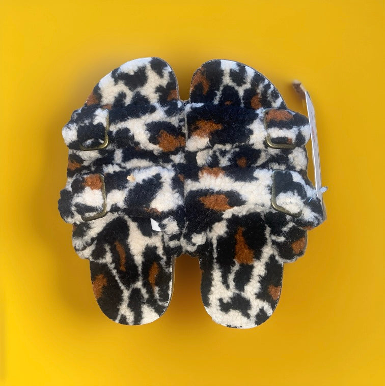 Leopard print sandal slippers