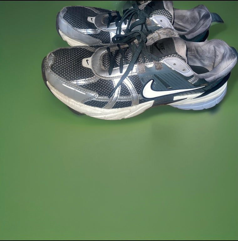 Nike men V2X
