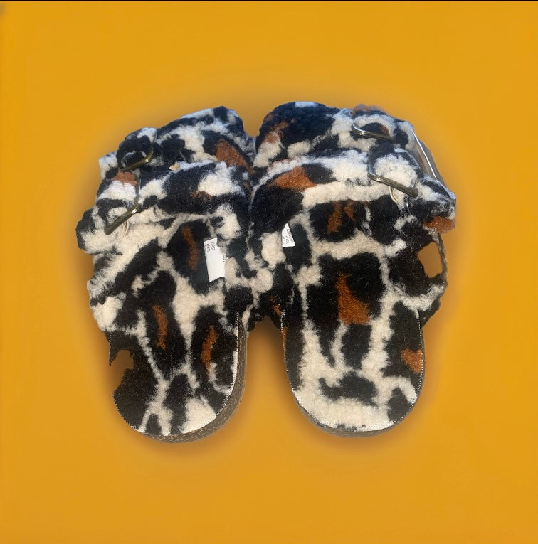 Leopard print sandal slippers