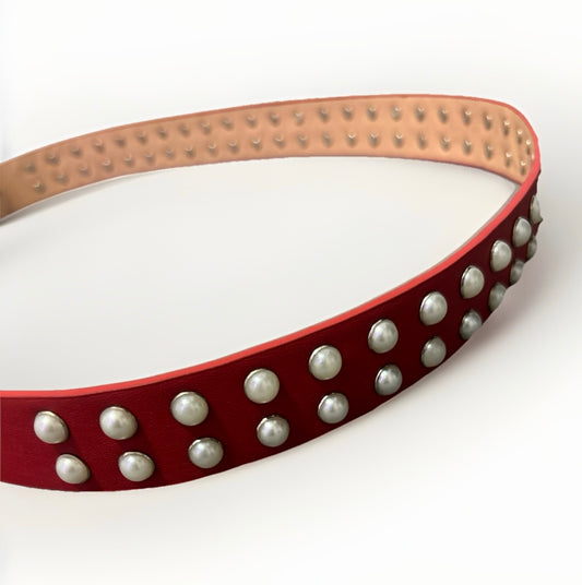 Crimson pearl belt